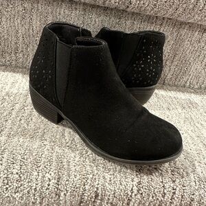 Harper Canyon Elegant Black Ankle Boots